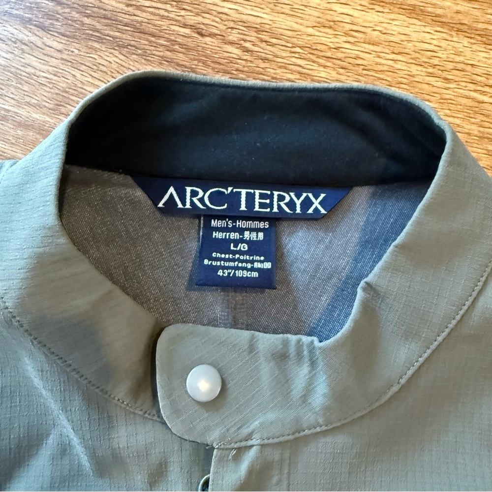 Arc'teryx Windstopper Shell Jacket - image 3